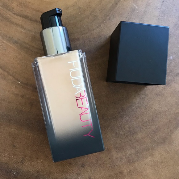 HUDA BEAUTY Other - Huda Beauty Fauxfilter Cream Foundation